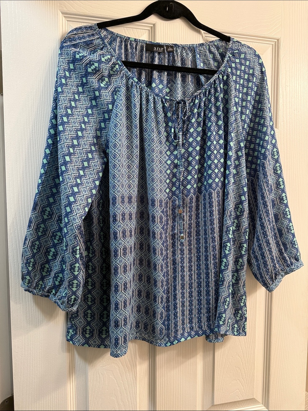 a.n.a Blue & Teal Geometric Peasant Top